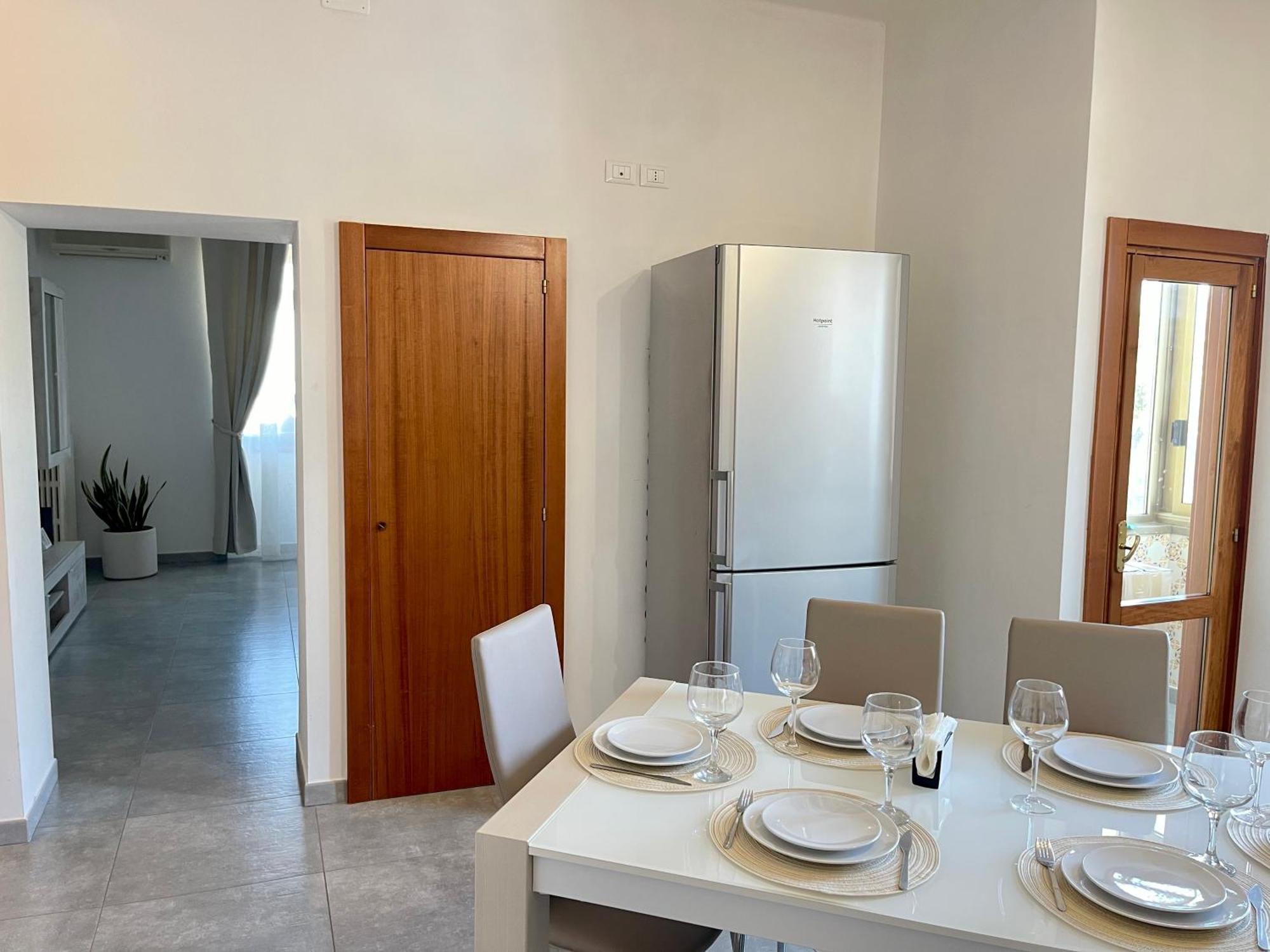 All'Apulia N'23 - Apartment With Parking เลชเช ภายนอก รูปภาพ